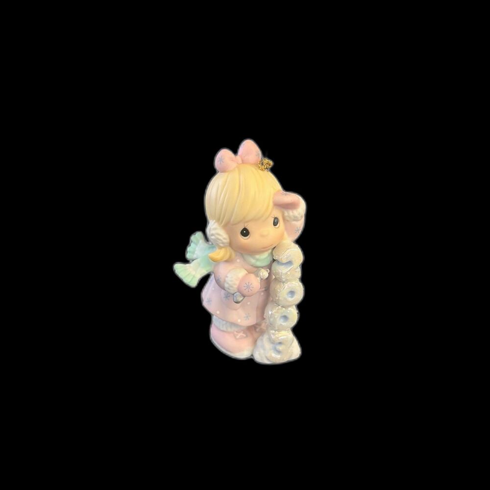 Precious Moments Icy Good Times Ahead 112840 2003 Ornament w/ Box